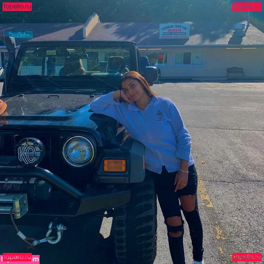 Nicole Fatone Onlyfans Photo Gallery 