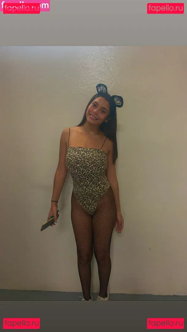 Nicole Fatone Onlyfans Photo Gallery 