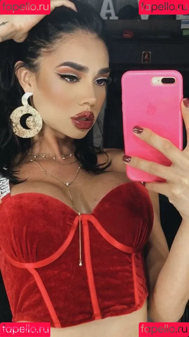 Eva Luna Vélez Onlyfans Photo Gallery 