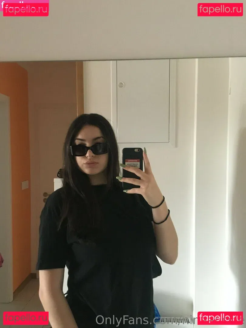 ninaaussie Onlyfans Photo Gallery 