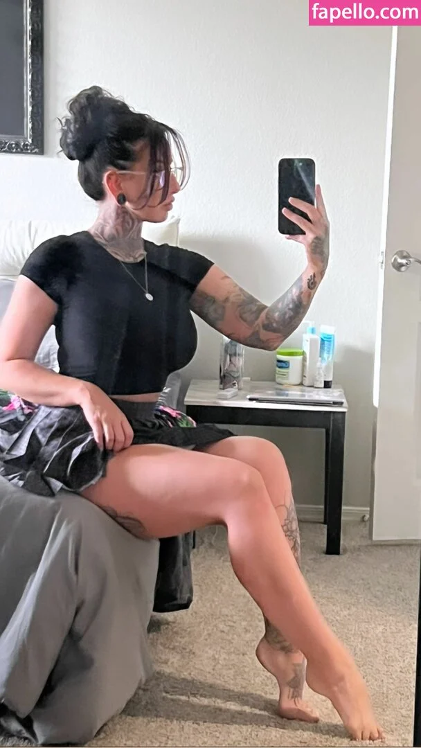 Alita Doses Onlyfans Photo Gallery 