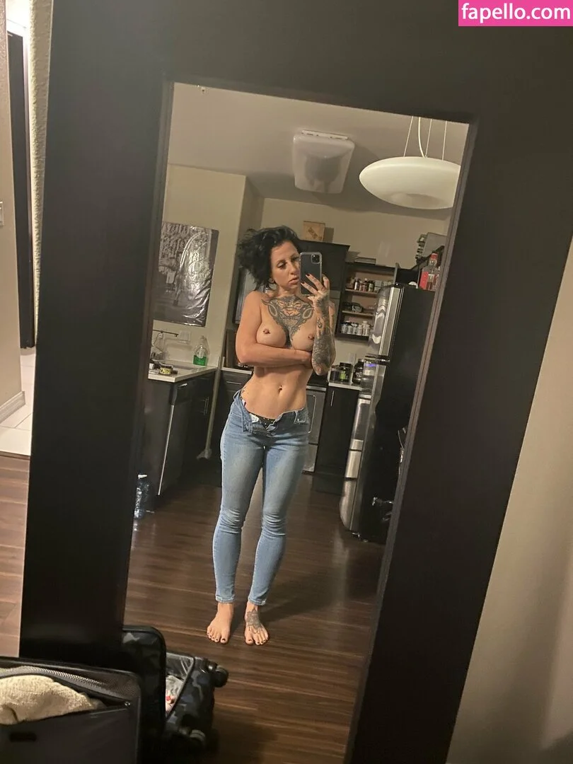 Alita Doses Onlyfans Photo Gallery 