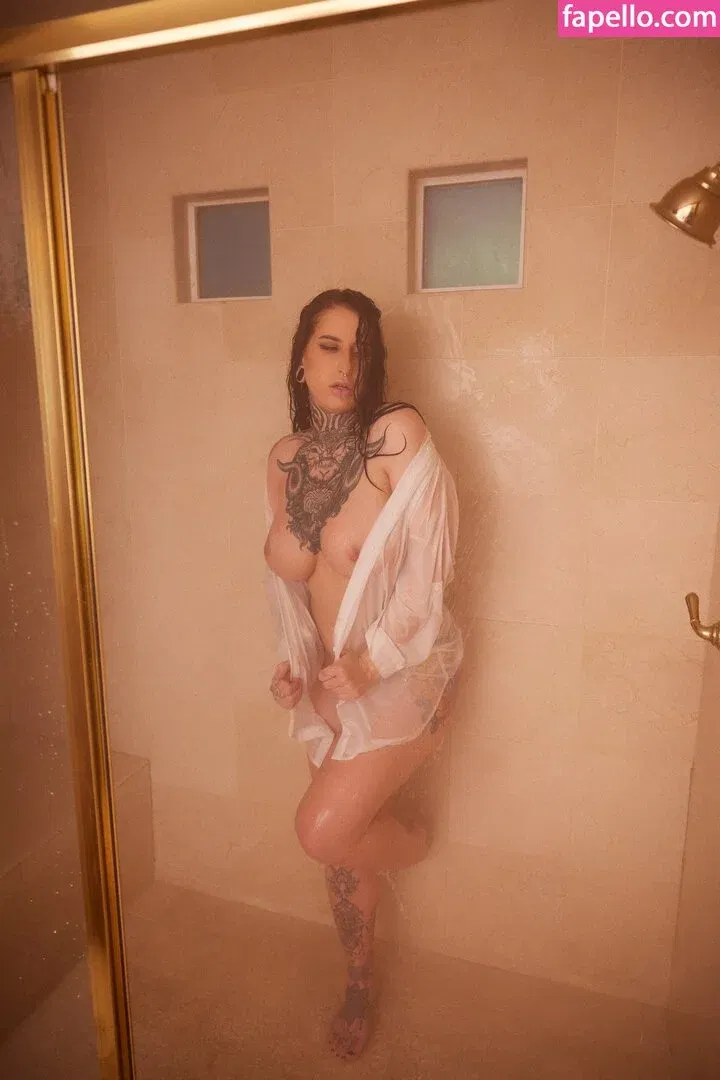 Alita Doses Onlyfans Photo Gallery 