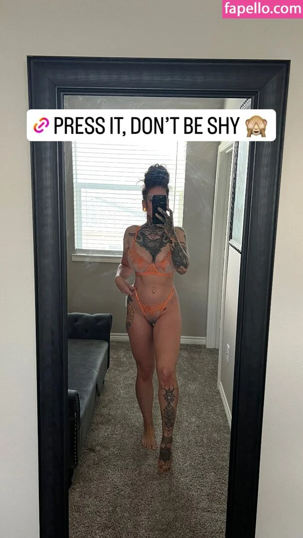 Alita Doses Onlyfans Photo Gallery 