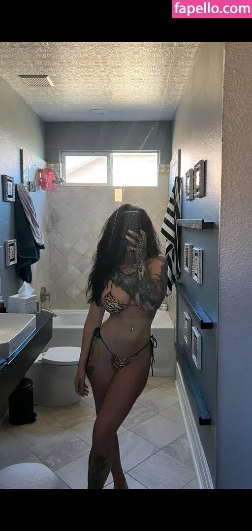 Alita Doses Onlyfans Photo Gallery 