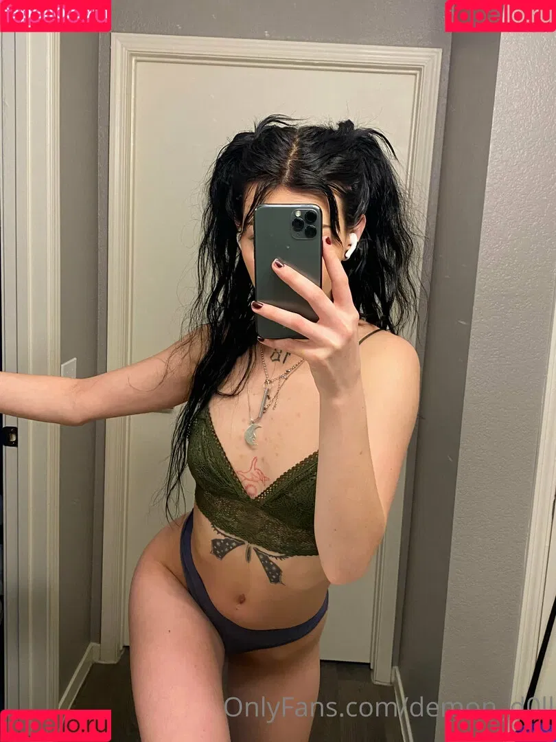demon_d0llfree Onlyfans Photo Gallery 