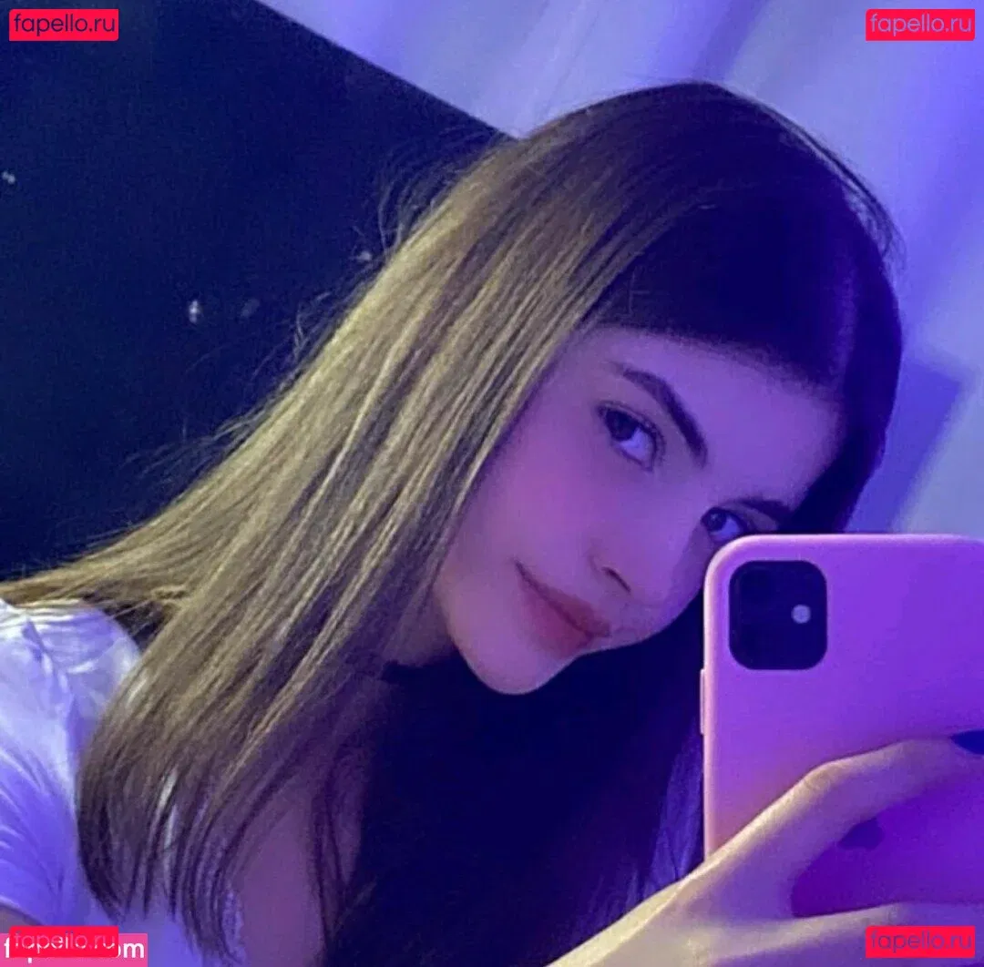 Charlotte Lapiedra Onlyfans Photo Gallery 