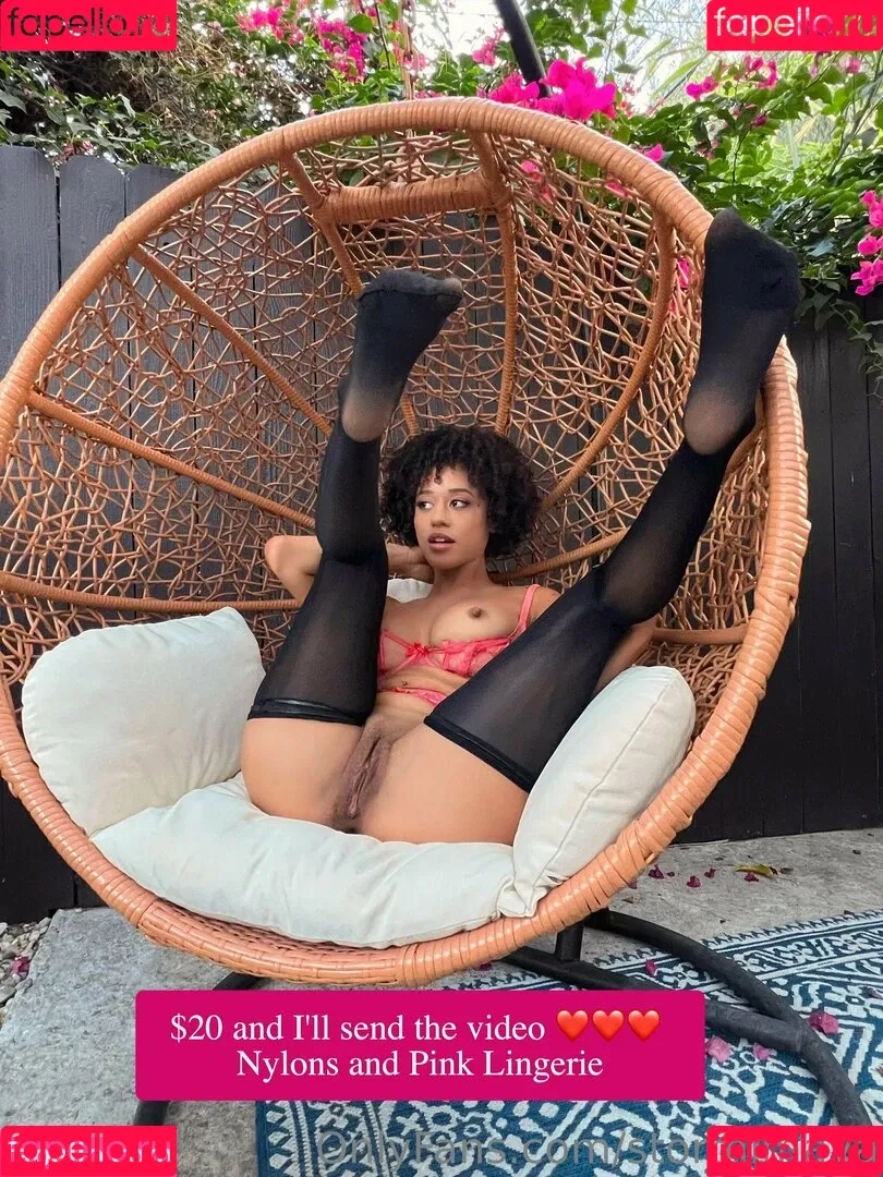 stormimaya Onlyfans Photo Gallery 
