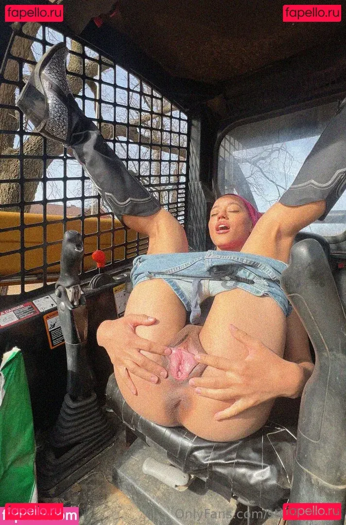 stormimaya Onlyfans Photo Gallery 