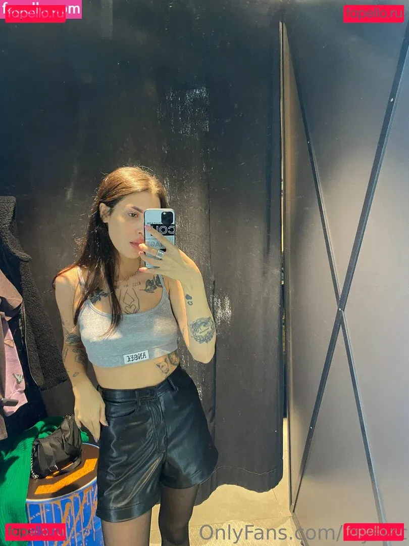 layslet Onlyfans Photo Gallery 