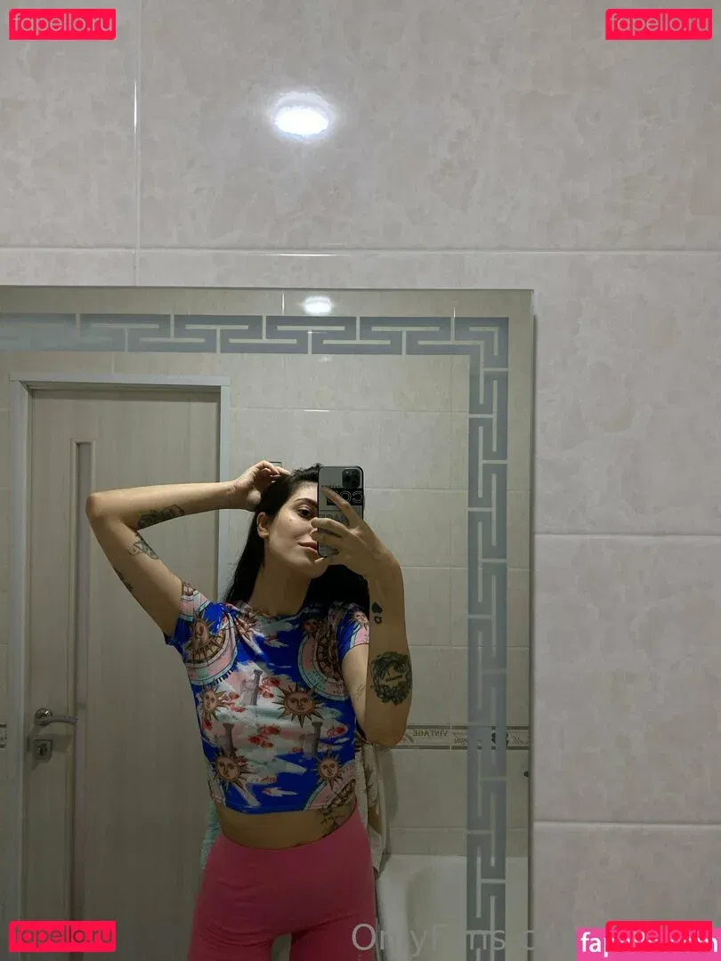 layslet Onlyfans Photo Gallery 