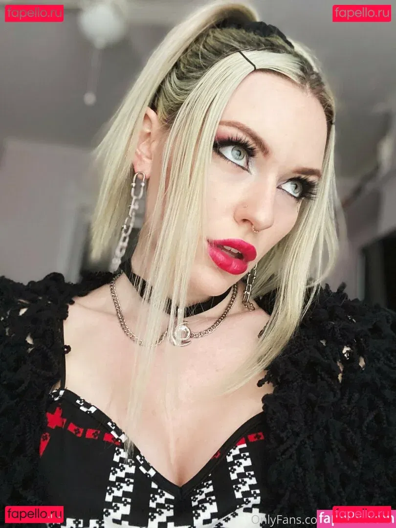 itsfreetorro Onlyfans Photo Gallery 