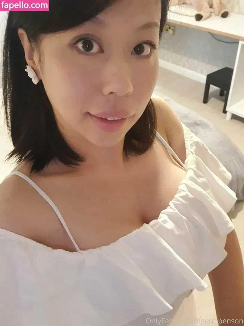 Tigerr Benson Onlyfans Photo Gallery 