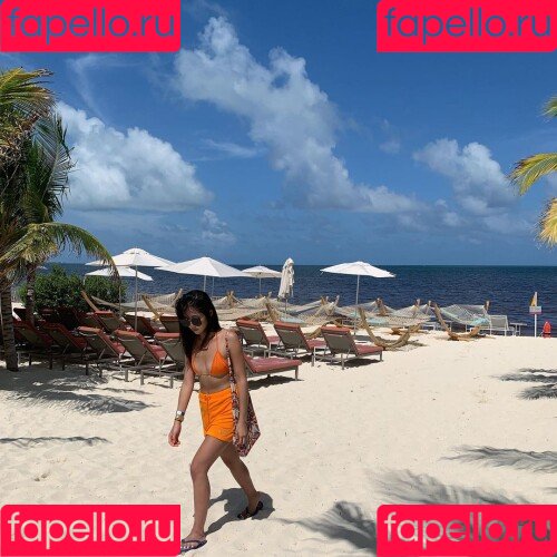 Evelyn Ha Onlyfans Photo Gallery 