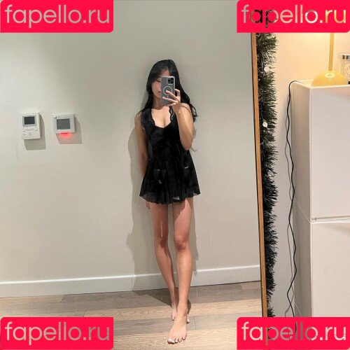 Evelyn Ha Onlyfans Photo Gallery 