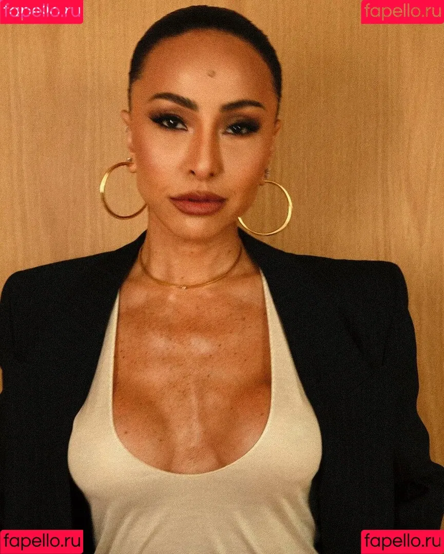 Sabrina Sato Onlyfans Photo Gallery 