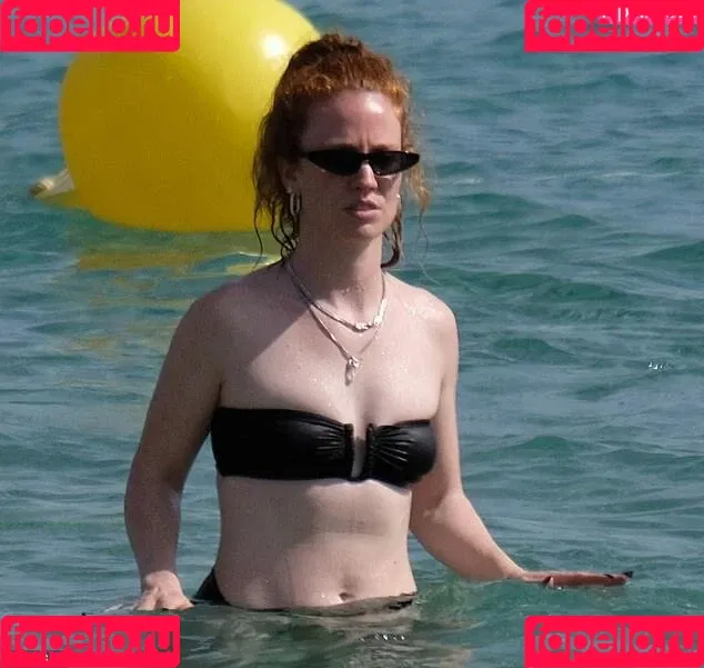 Jess Glynne Onlyfans Photo Gallery 