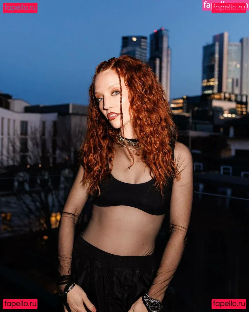 Jess Glynne Onlyfans Photo Gallery 