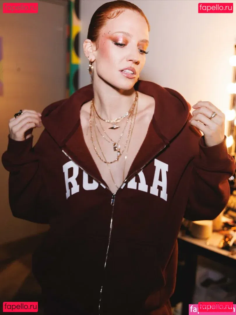 Jess Glynne Onlyfans Photo Gallery 