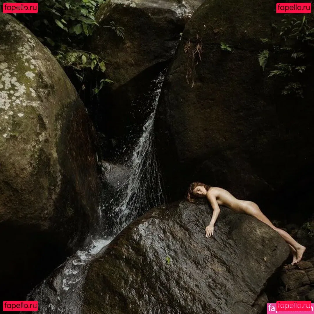 Giulia Gayoso Onlyfans Photo Gallery 