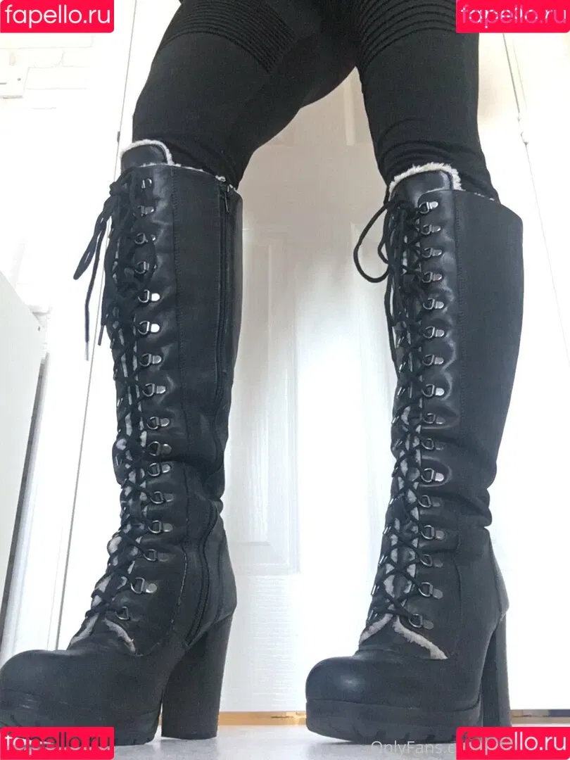 enbyangel Onlyfans Photo Gallery 