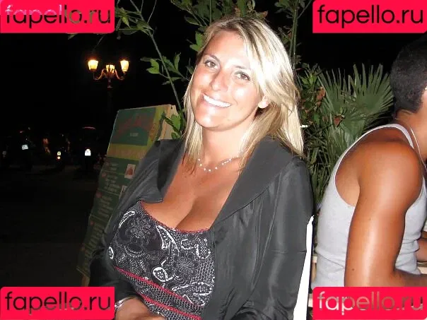 Laura Leonardi Onlyfans Photo Gallery 