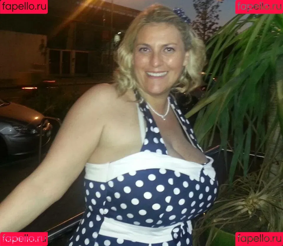 Laura Leonardi Onlyfans Photo Gallery 