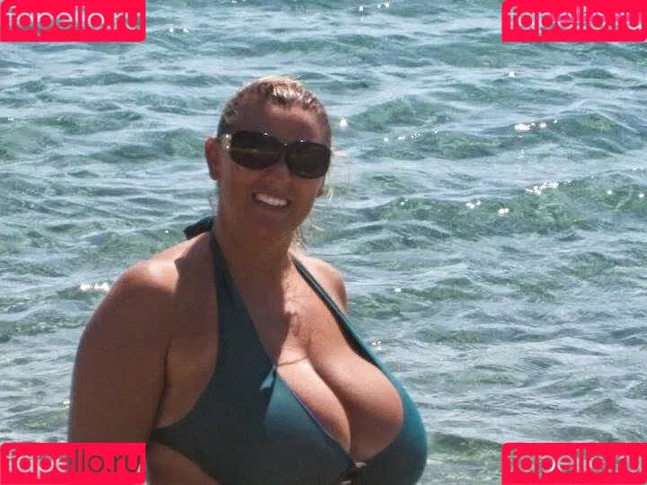Laura Leonardi Onlyfans Photo Gallery 