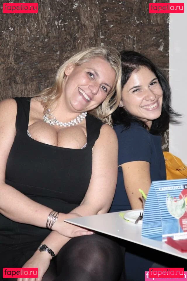 Laura Leonardi Onlyfans Photo Gallery 