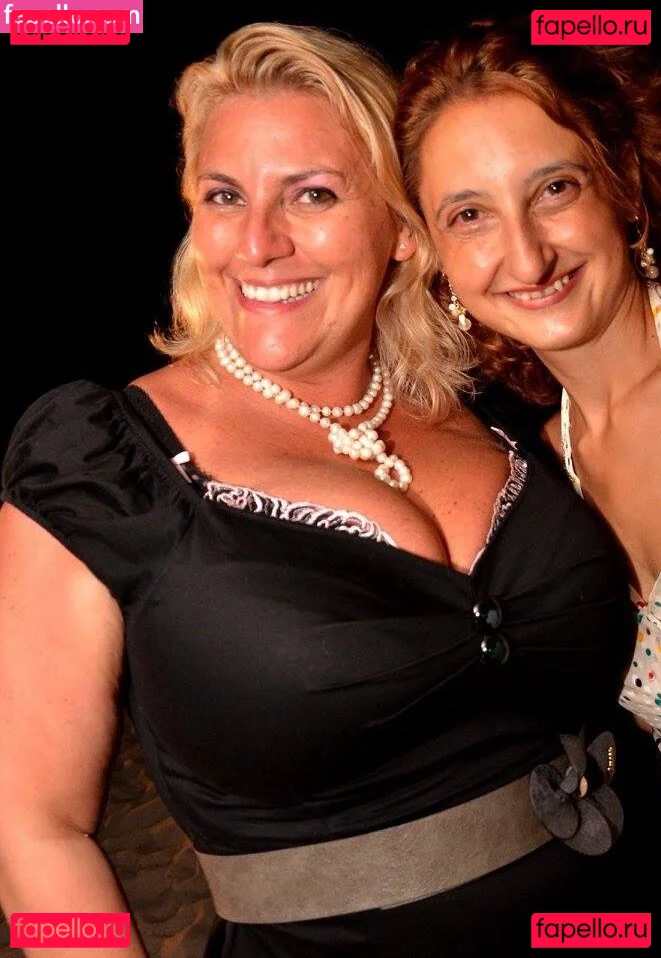 Laura Leonardi Onlyfans Photo Gallery 