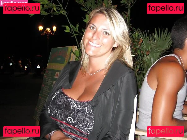 Laura Leonardi Onlyfans Photo Gallery 