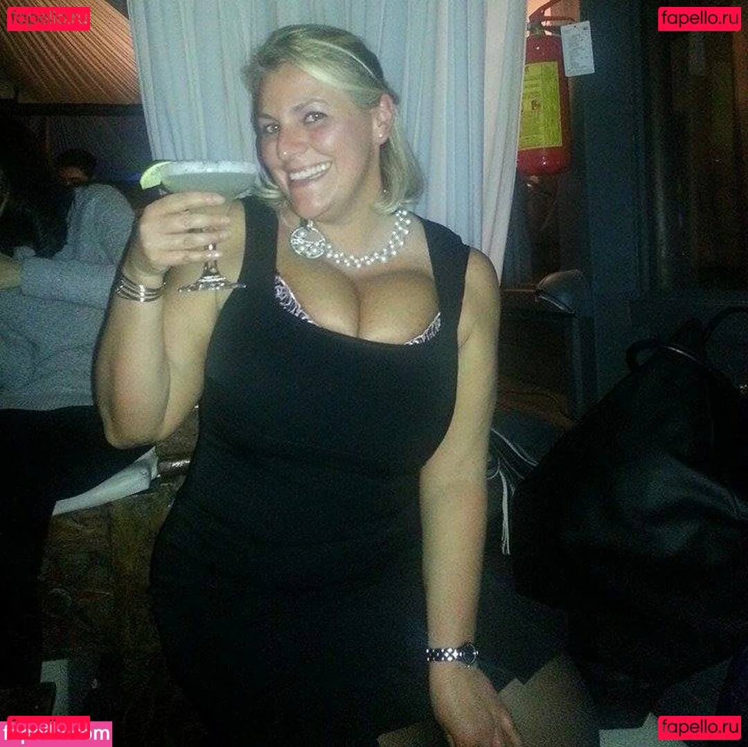 Laura Leonardi Onlyfans Photo Gallery 