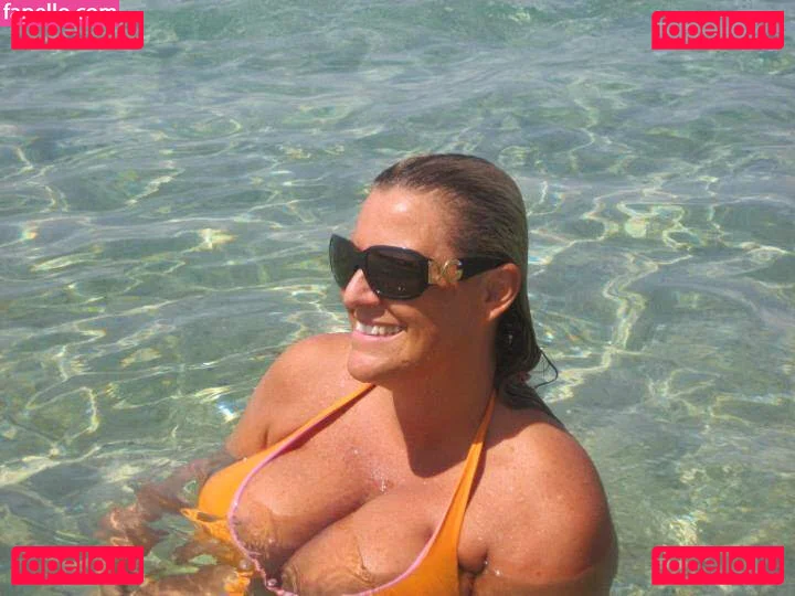 Laura Leonardi Onlyfans Photo Gallery 