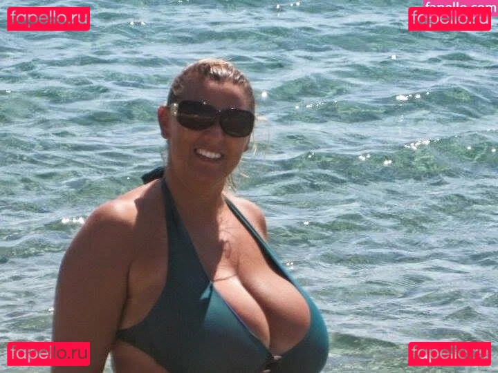 Laura Leonardi Onlyfans Photo Gallery 