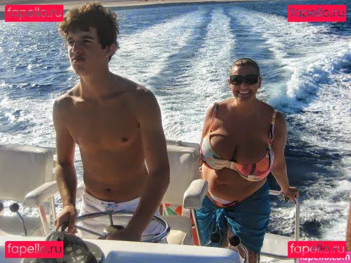 Laura Leonardi Onlyfans Photo Gallery 