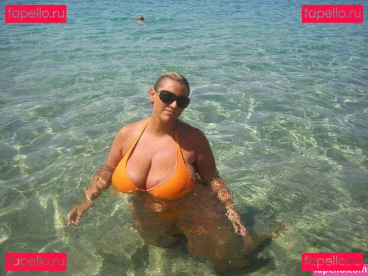 Laura Leonardi Onlyfans Photo Gallery 