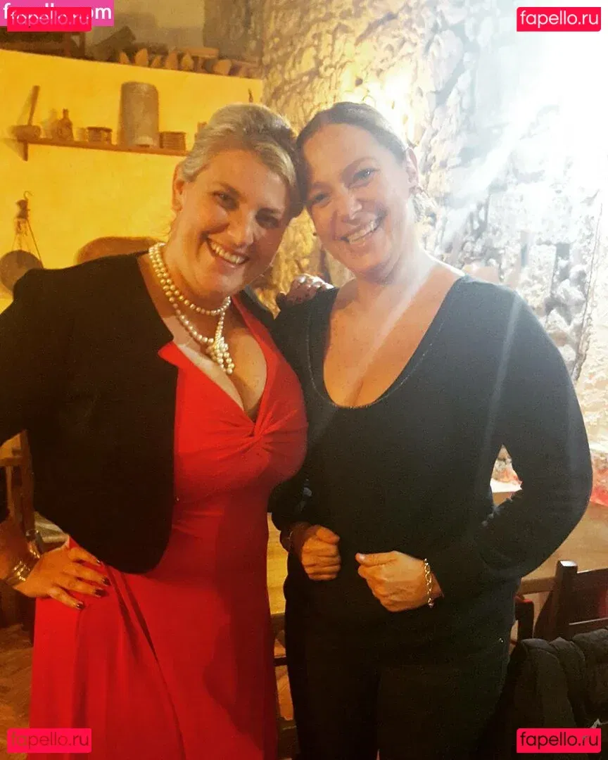 Laura Leonardi Onlyfans Photo Gallery 