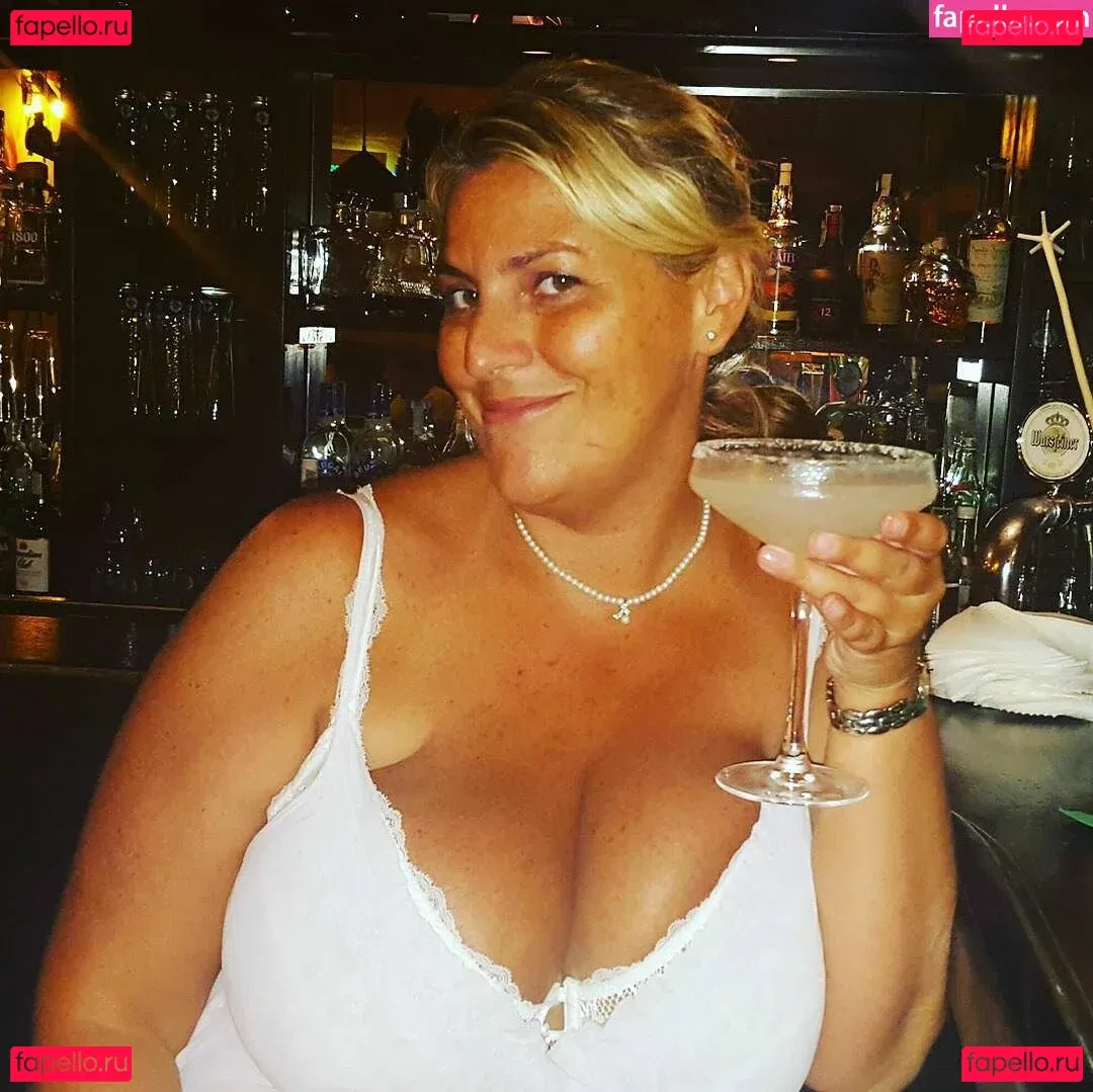 Laura Leonardi Onlyfans Photo Gallery 