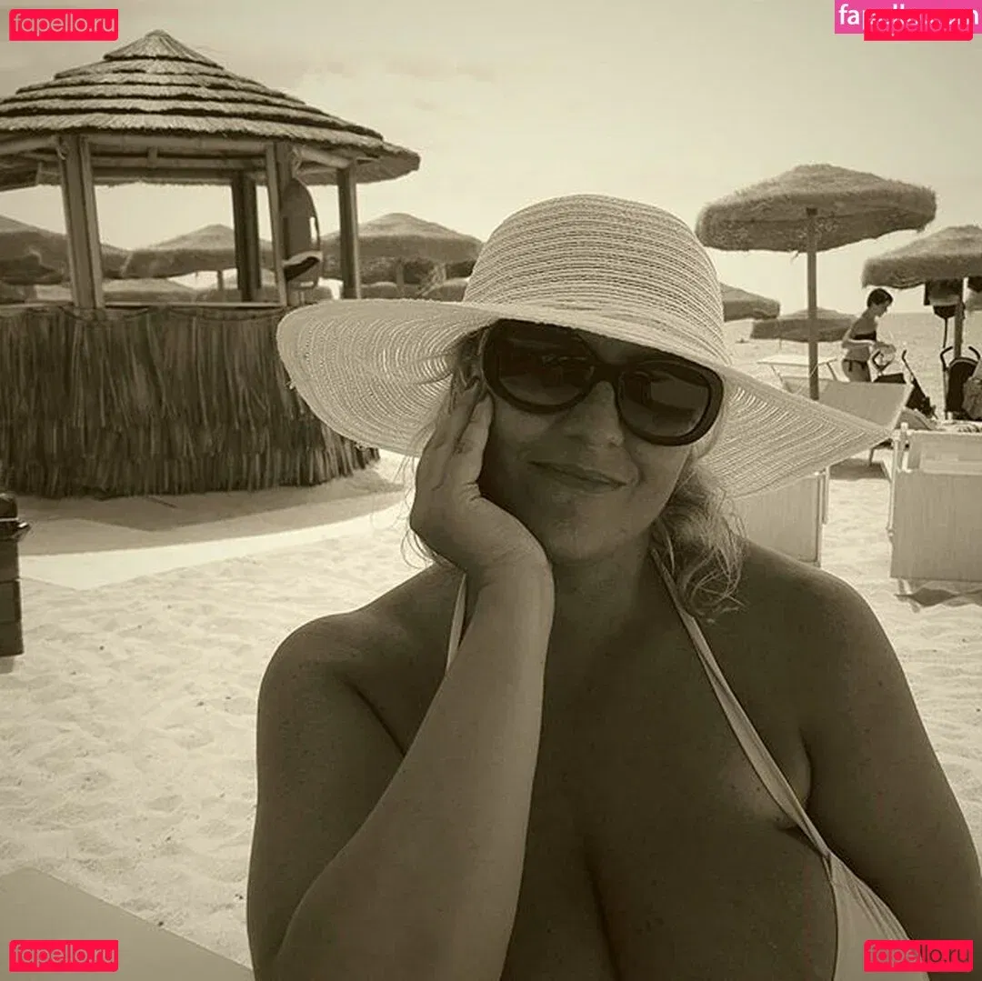 Laura Leonardi Onlyfans Photo Gallery 