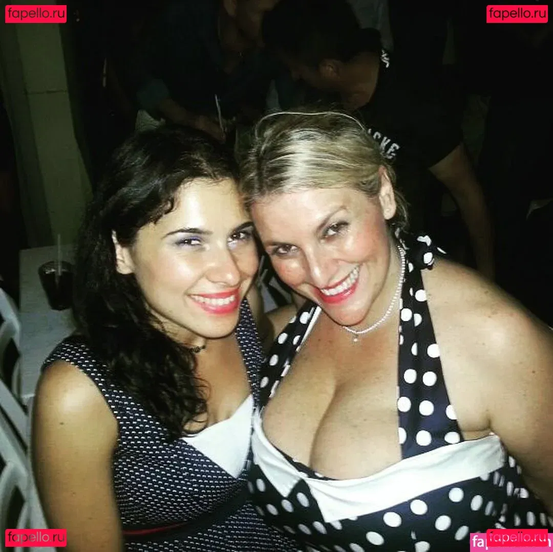 Laura Leonardi Onlyfans Photo Gallery 