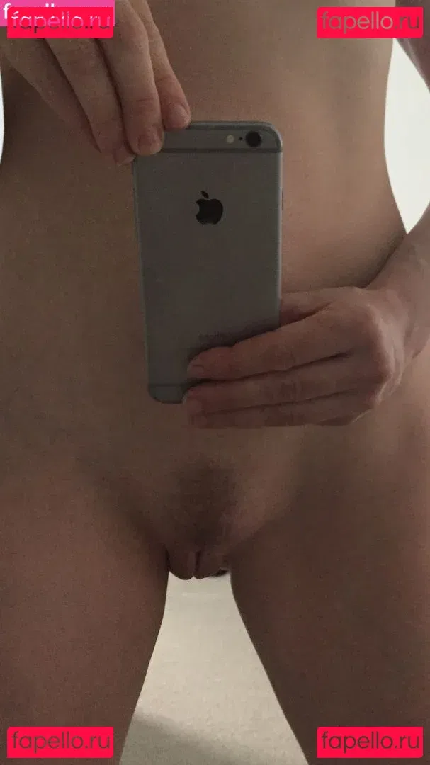 Rose Mcgowan Onlyfans Photo Gallery 