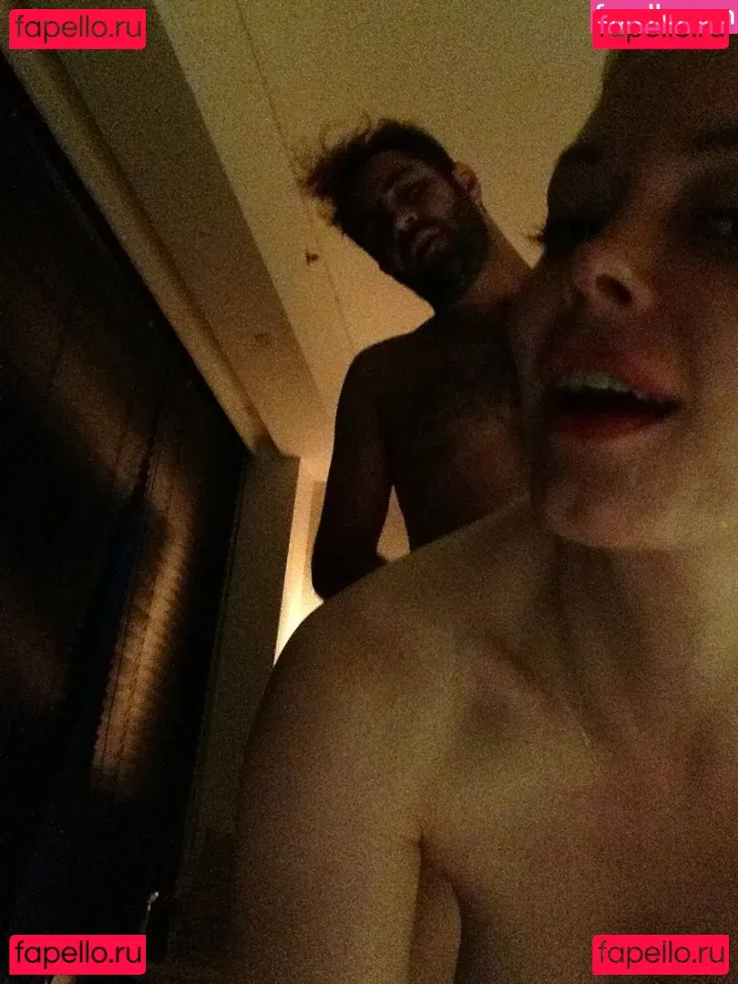 Rose Mcgowan Onlyfans Photo Gallery 