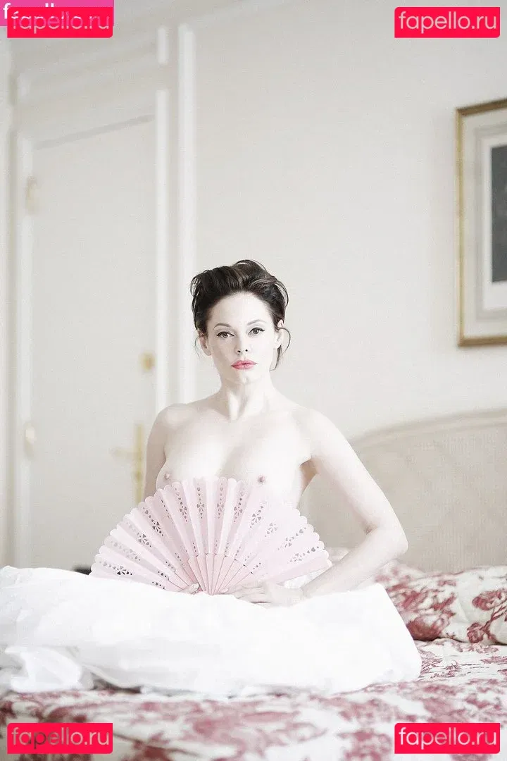 Rose Mcgowan Onlyfans Photo Gallery 