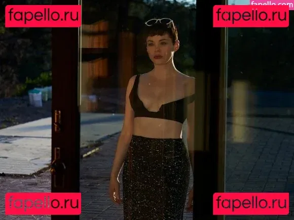Rose Mcgowan Onlyfans Photo Gallery 