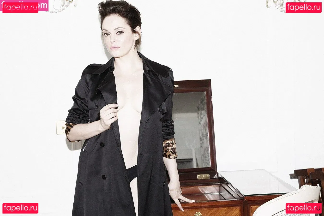 Rose Mcgowan Onlyfans Photo Gallery 