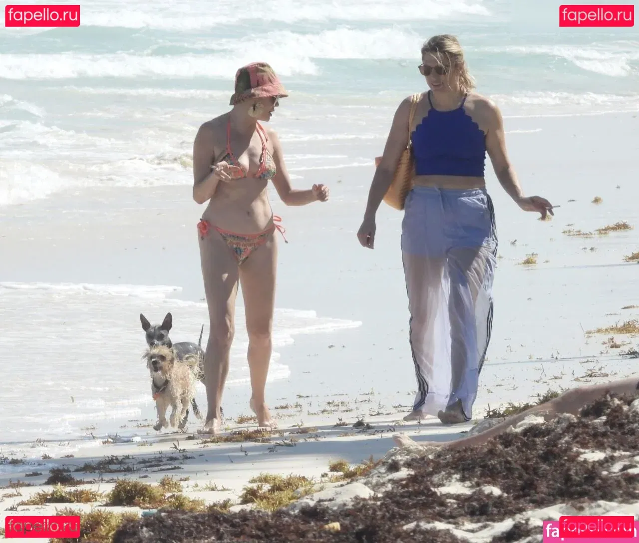 Rose Mcgowan Onlyfans Photo Gallery 