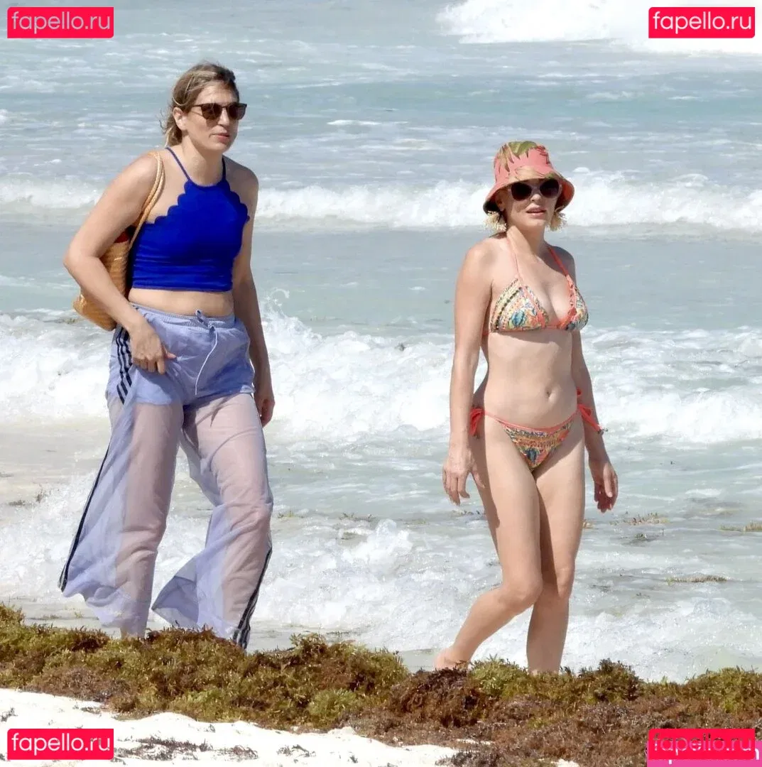 Rose Mcgowan Onlyfans Photo Gallery 