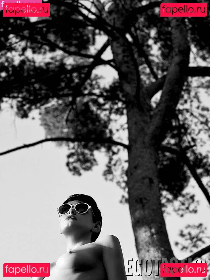 Rose Mcgowan Onlyfans Photo Gallery 