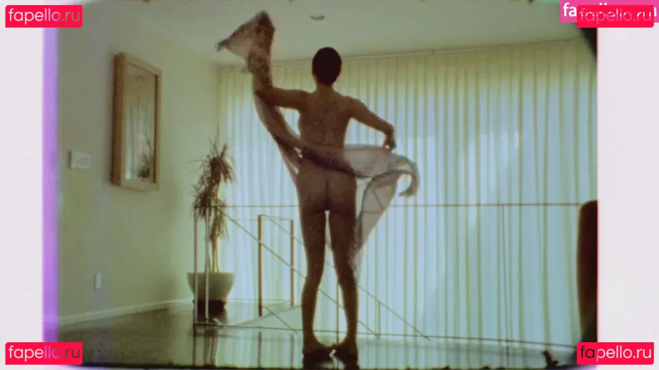 Rose Mcgowan Onlyfans Photo Gallery 