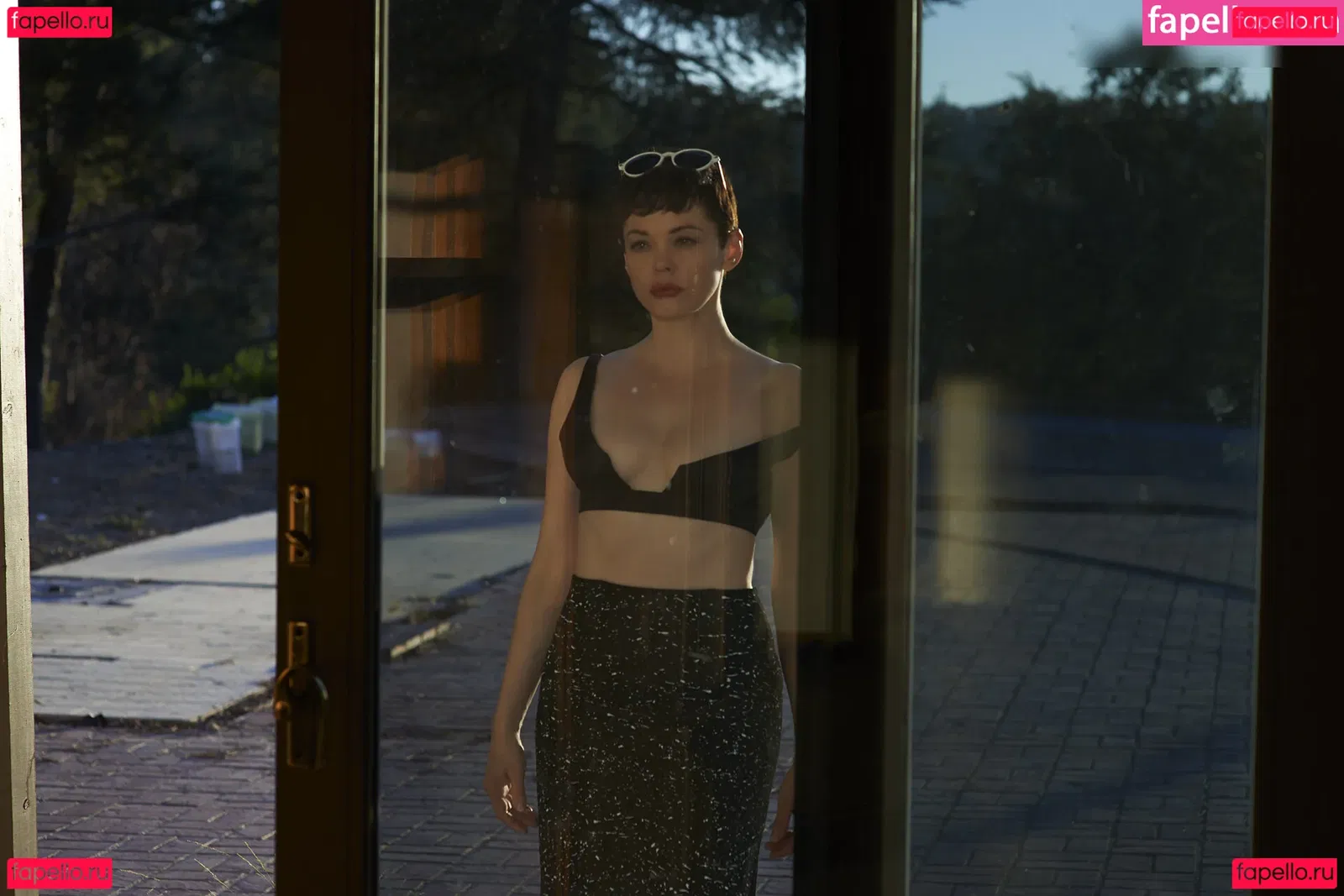 Rose Mcgowan Onlyfans Photo Gallery 